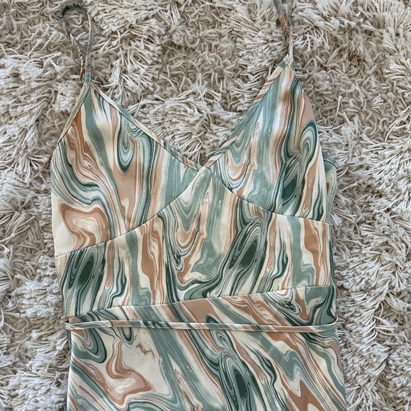 Swirl Pattern Maxi Dress in Cream and Green - Picture 2 of 6